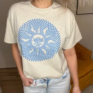 Sun Celestial Spiritual Graphic Short-sleeve Tee Cream and blue size large